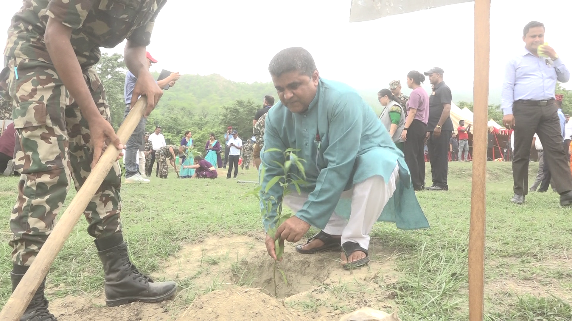 vlcsnap-2024-06-16-19h15m25s414