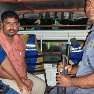 पत्रकार मनोज मानब पक्राउ पत्रकार मनोज मानब पक्राउ
