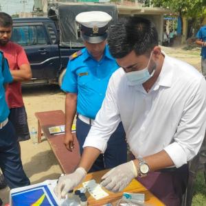सिरहामा सवारी चालकको लागुऔषध परीक्षण, ६ जना पोजेटिभ